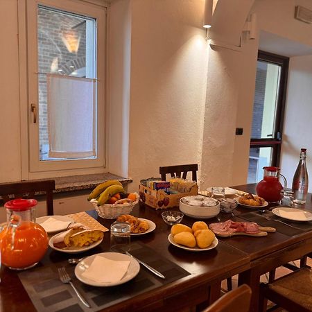 Agriturismo Podere La Piazza Costigliole d'Asti Dış mekan fotoğraf
