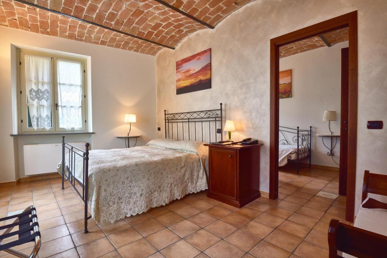 Agriturismo Podere La Piazza Costigliole d'Asti Dış mekan fotoğraf