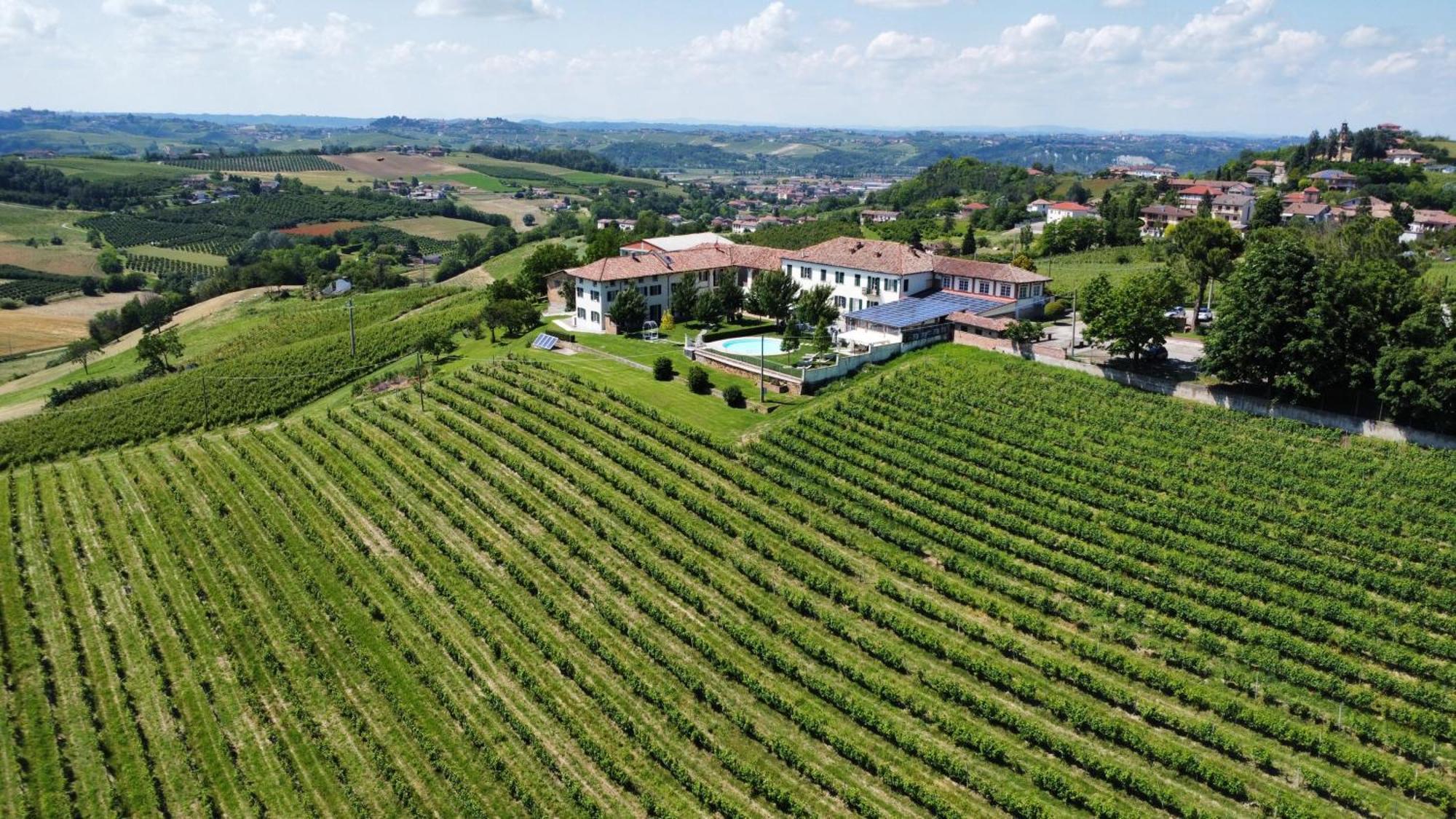 Agriturismo Podere La Piazza Costigliole d'Asti Dış mekan fotoğraf